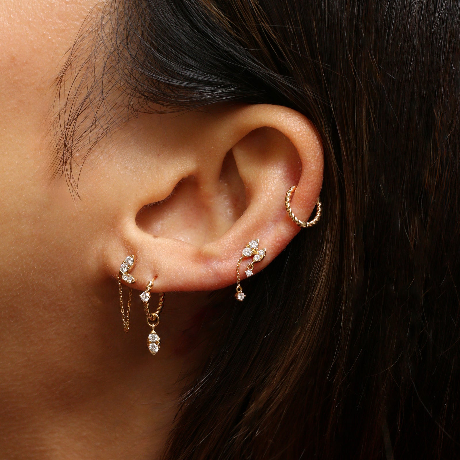 ピアス LOVE ME MONSTER Mini Twisted Ring Earrings L223MER060 LOVE ME MONSTER Ring | Modalova