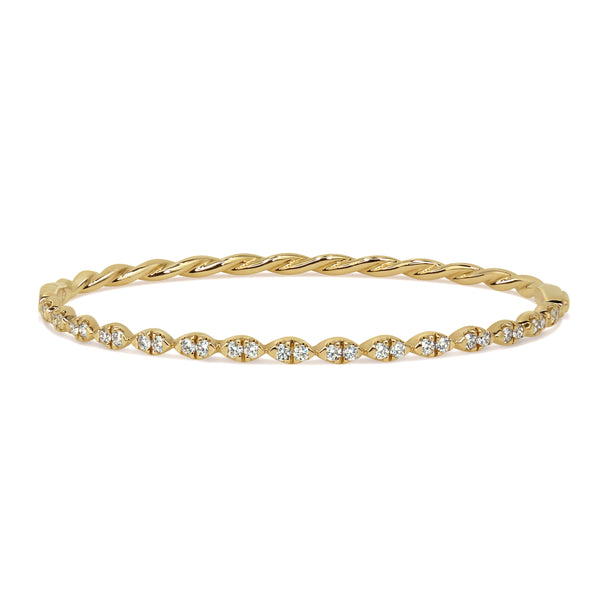 18K yellow gold twist-shaped bangle with ethically-sourced round brilliant diamonds