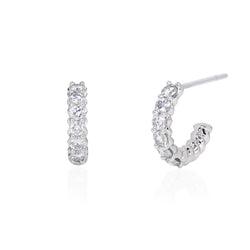 18K gold or platinum hoop earrings with ethically-sourced round brilliant diamonds