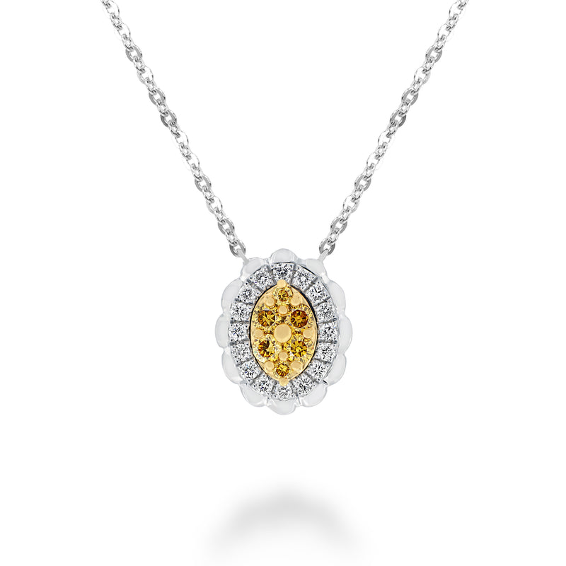 18K Gold Chain Necklace with a Oval Shaped Pendant with Round Brilliant Diamonds. 
