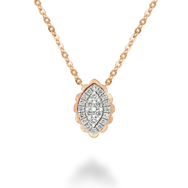 18K Gold Chain Necklace with a Shell Shaped Pendant with Round Brilliant Diamonds. 