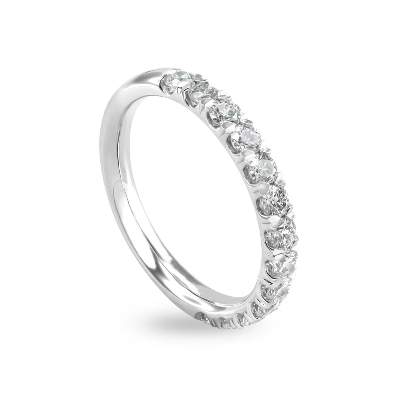 Classic Wedding Ring Band with Round Brilliant Diamonds