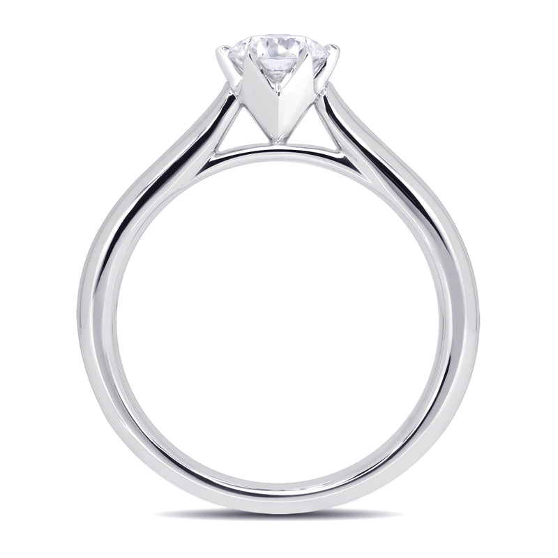 Platinum Ring with Round Brilliant Diamond Stone. 